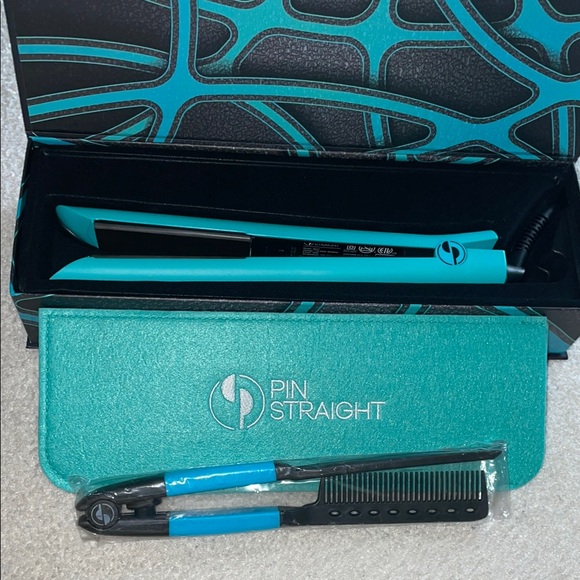 Other - Pin Straight Hair Straightener and Comb Set - Teal